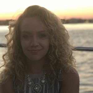 Meet your Posher, Mackenzie